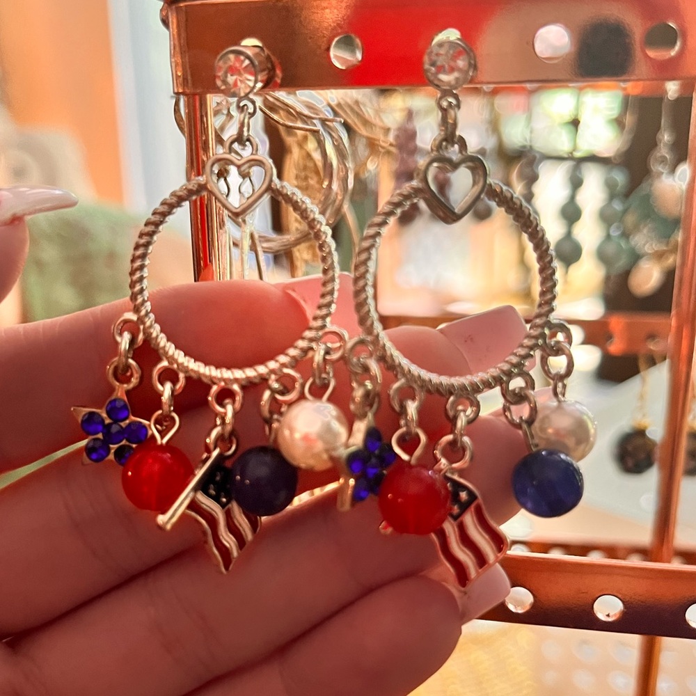 Southern Chic Independence Day Dangles
